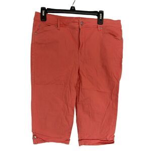 Gloria Vanderbilt Slimming Effect Capri size 12